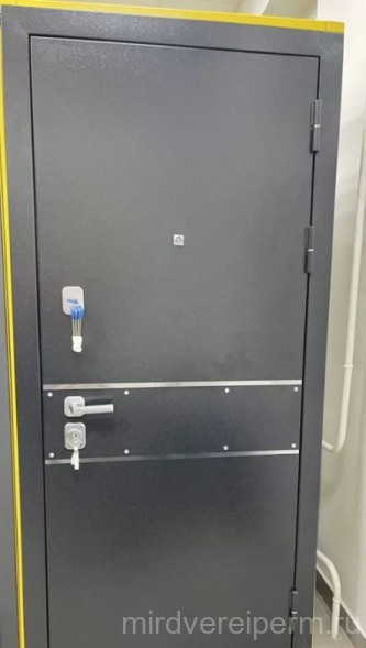 Luxor 2мм  Букле Черный Классика Царга