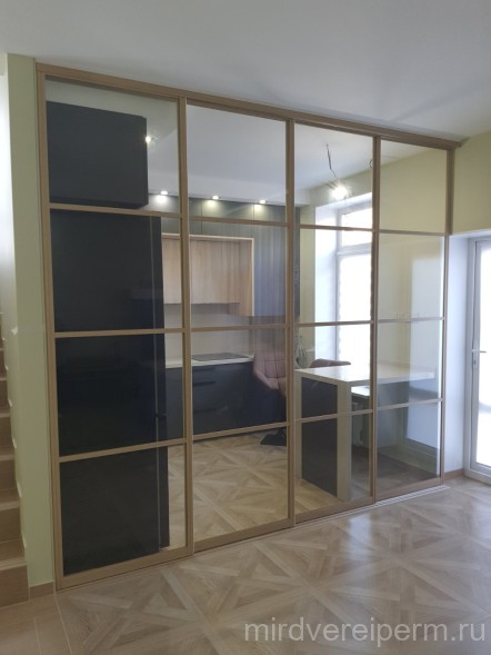 МЕЖКОМНАТНАЯ ПЕРЕГОРОДКА ИЗ ПРОФИЛЯ