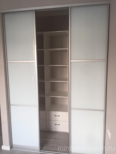 Гардеробная № 2