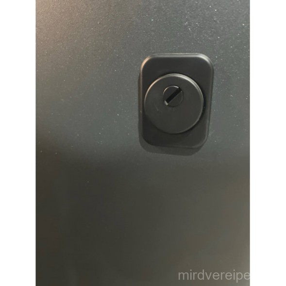 Страж 3K Люкс 04 (Закрытый утеплённый короб) Графит/Лиственница белая 