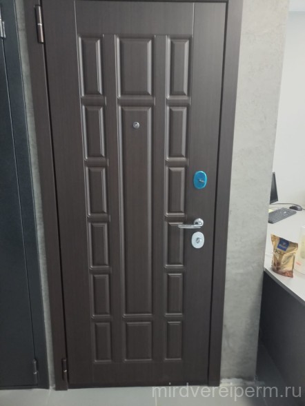 &quot;Лорд&quot; венге ребристый/сандал белый