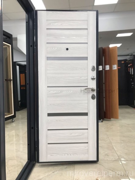 Бульдорс Mass 90 Антрацит букле R-5 Ясень ривьера айс CR-1 Matelac Silver Grey