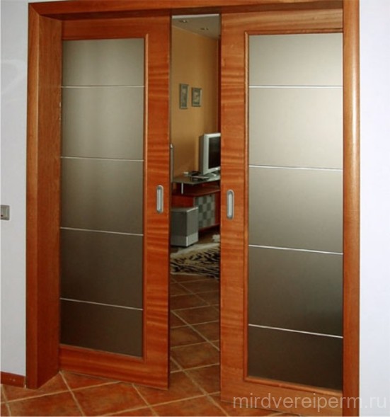 Двустворчатая раздвижная дверь 