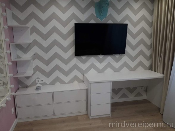 Набор мебели. Вариант для мансарды