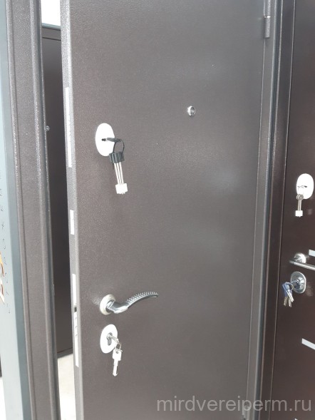 Бульдорс Econom ST букле шоколад Е-104