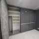 Шкаф-купе в сером цвете
