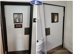 Барные маятниковые двери