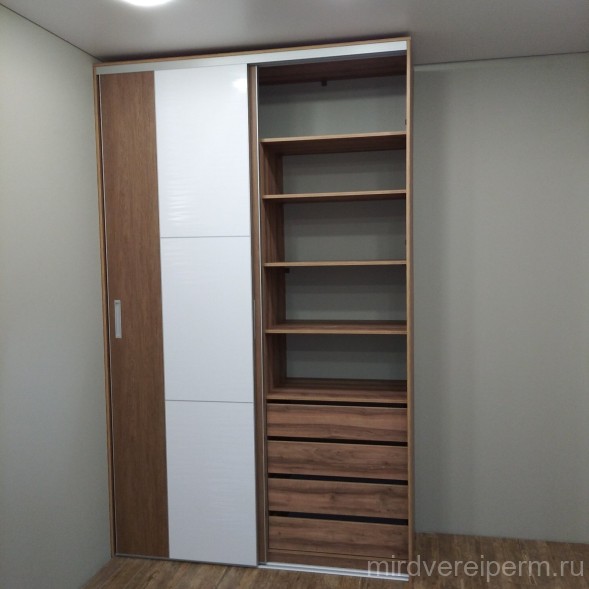 Шкаф-купе №16